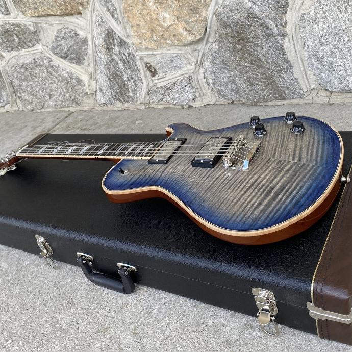 Kanggs Kenai guitar