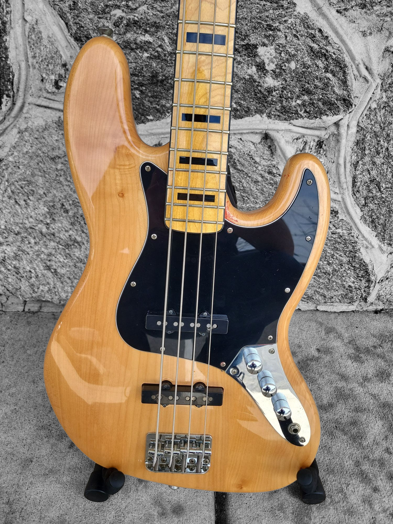 Squier Classic Vibe '70s Jazz Bass