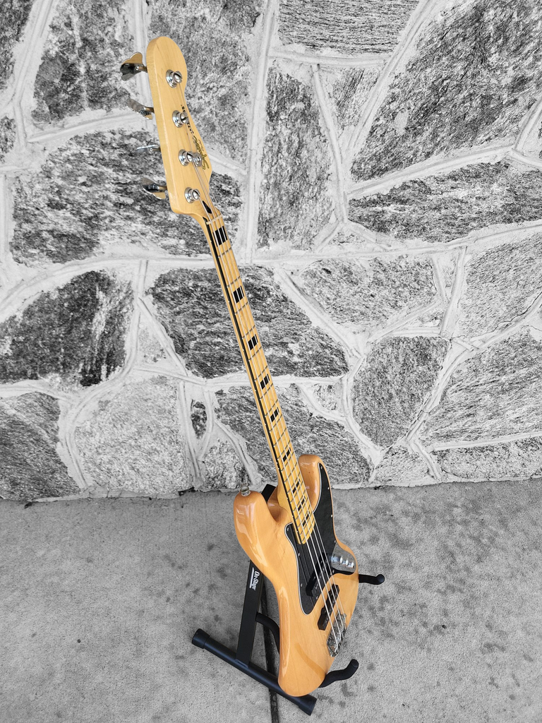 Squier Classic Vibe '70s Jazz Bass