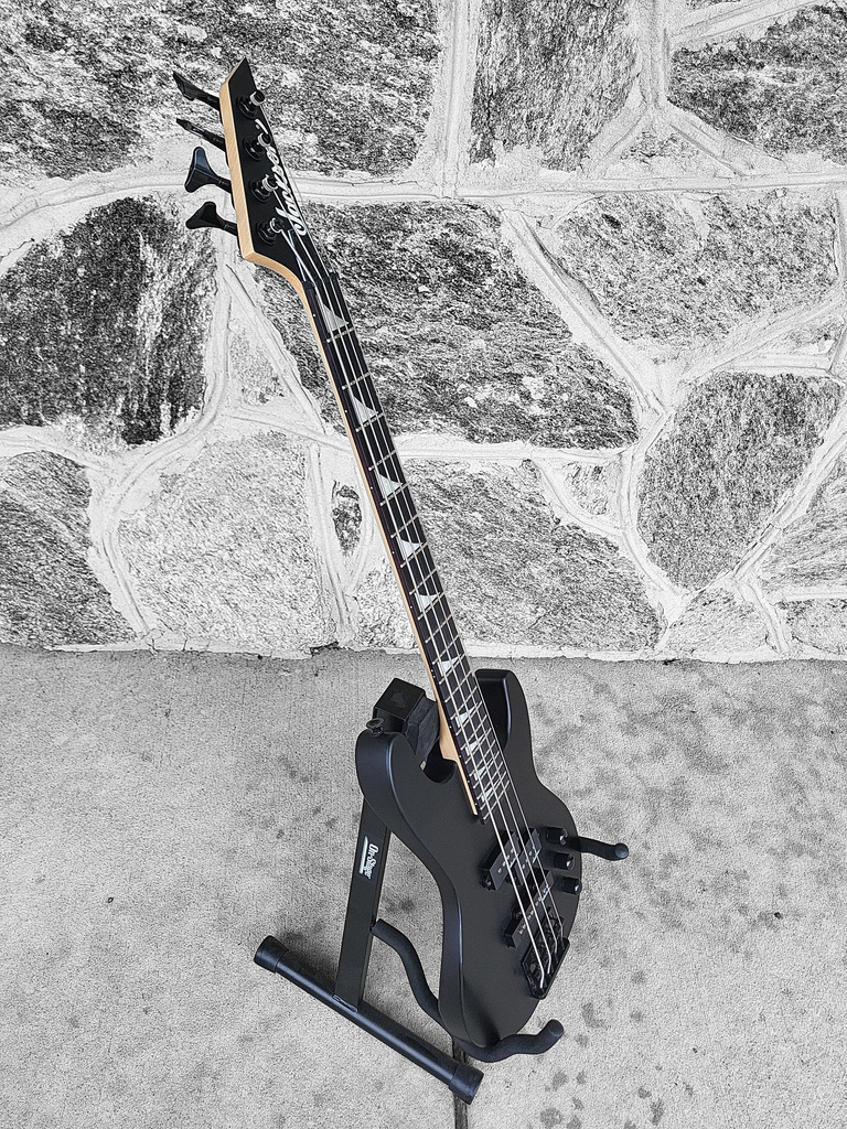 Jackson JS Concert Bass Minion JS1X