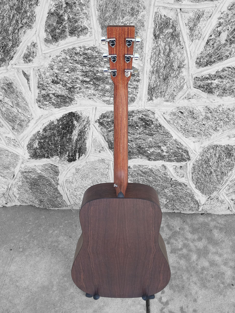 Martin X Series DX1AE Special - With Case