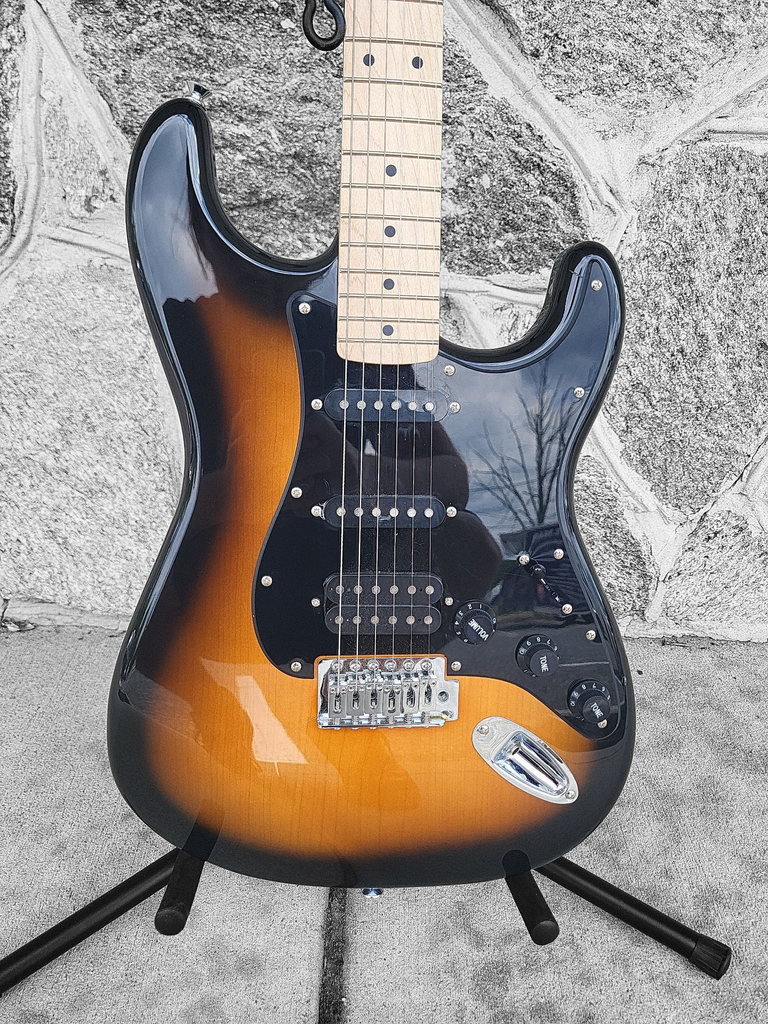 Squier Stratocaster, 2-Color Sunburst