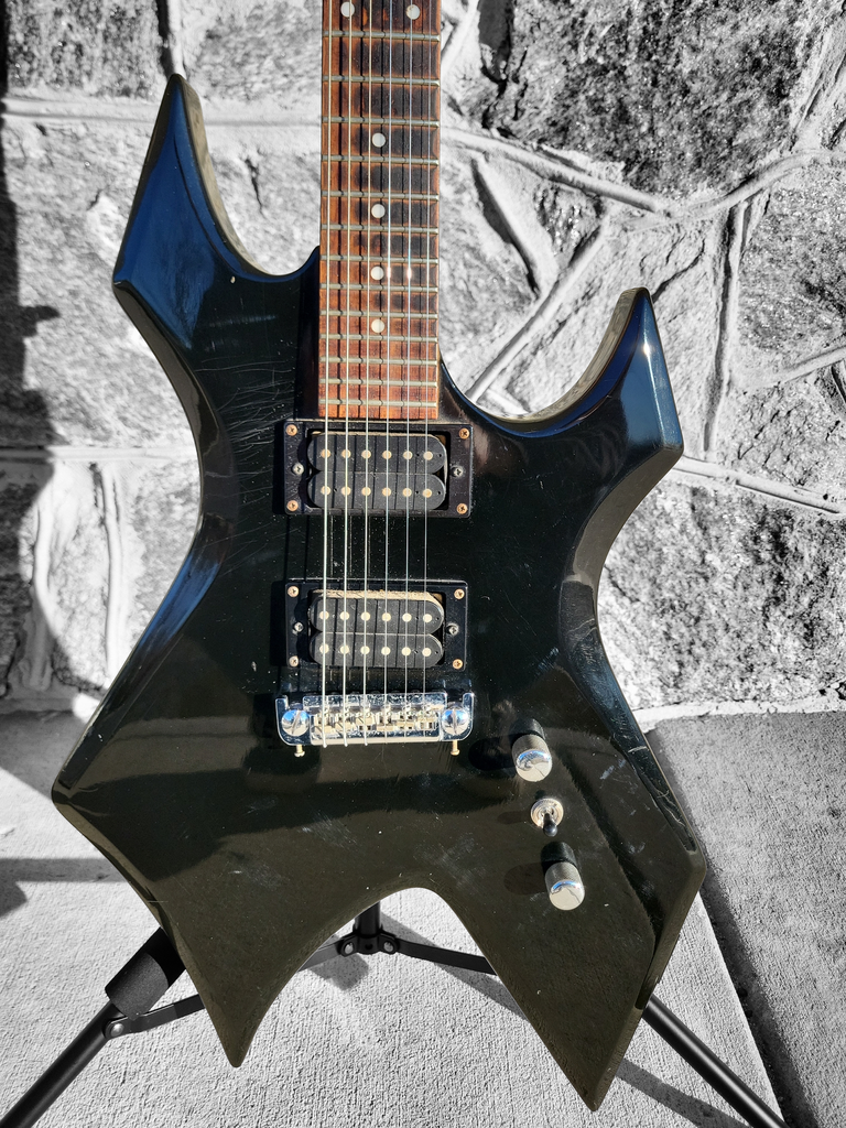 B.C. Rich Bronze Series Warlock, Black