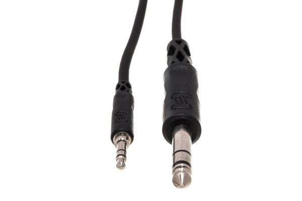 Hosa CMS-105 Stereo Interconnect 3.5mm TRS to 1/14" TRS. 5'