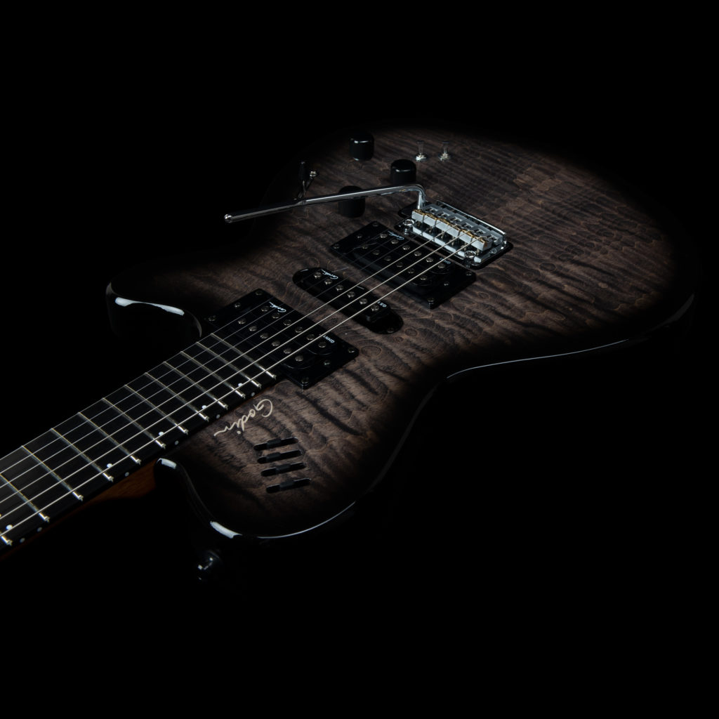 Godin xtSA Leaftop, Trans Black