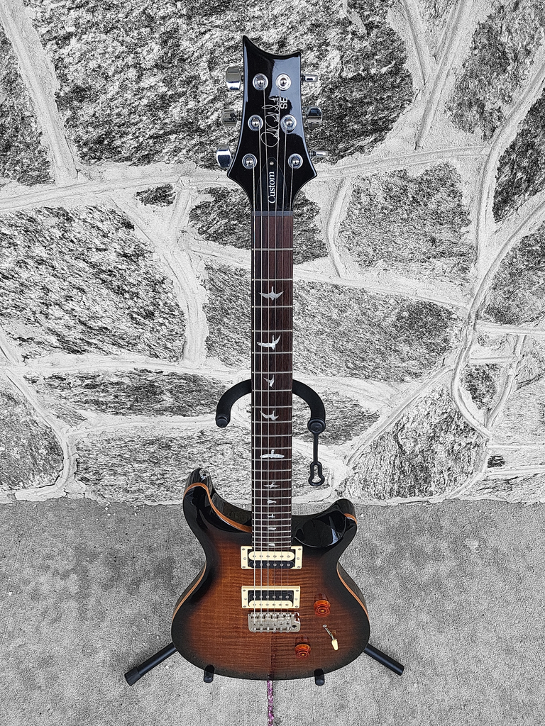 PRS SE Custom 24 Black Gold Burst w/ Gig Bag