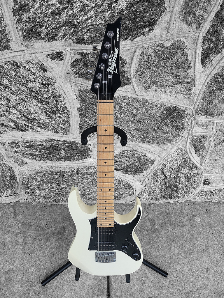 Ibanez Gio Mikro Mini Electric Guitar, White