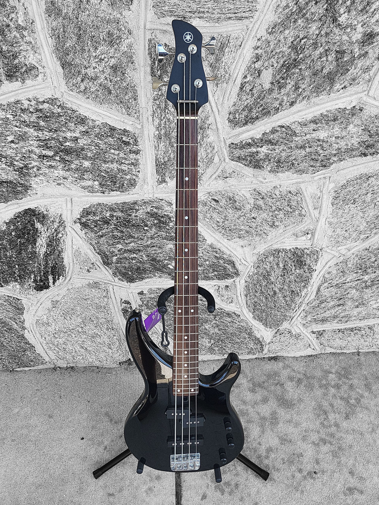 Yamaha TRBX174 Bass, Black