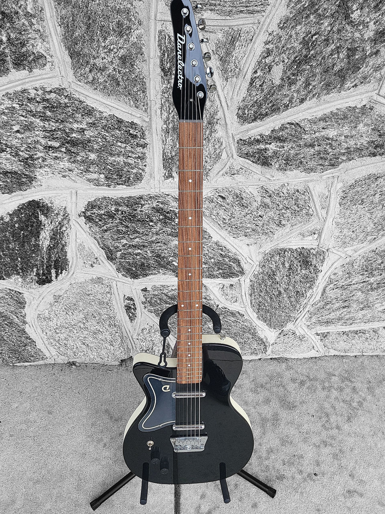 Danelectro '56 Baritone Left-Handed, Black