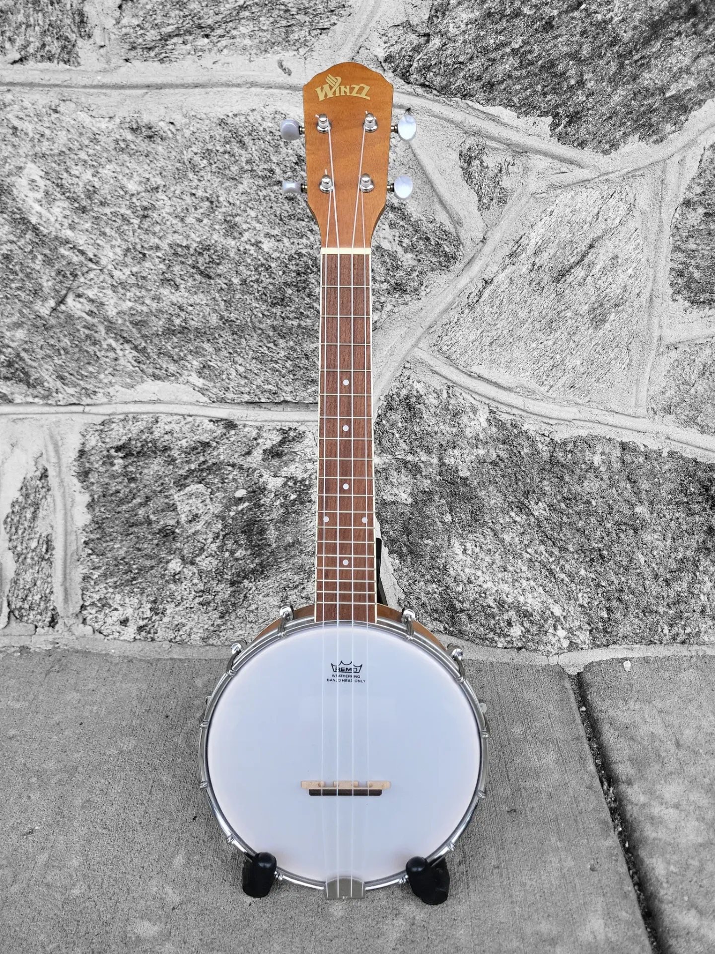 Winzz Okoume Banjolele