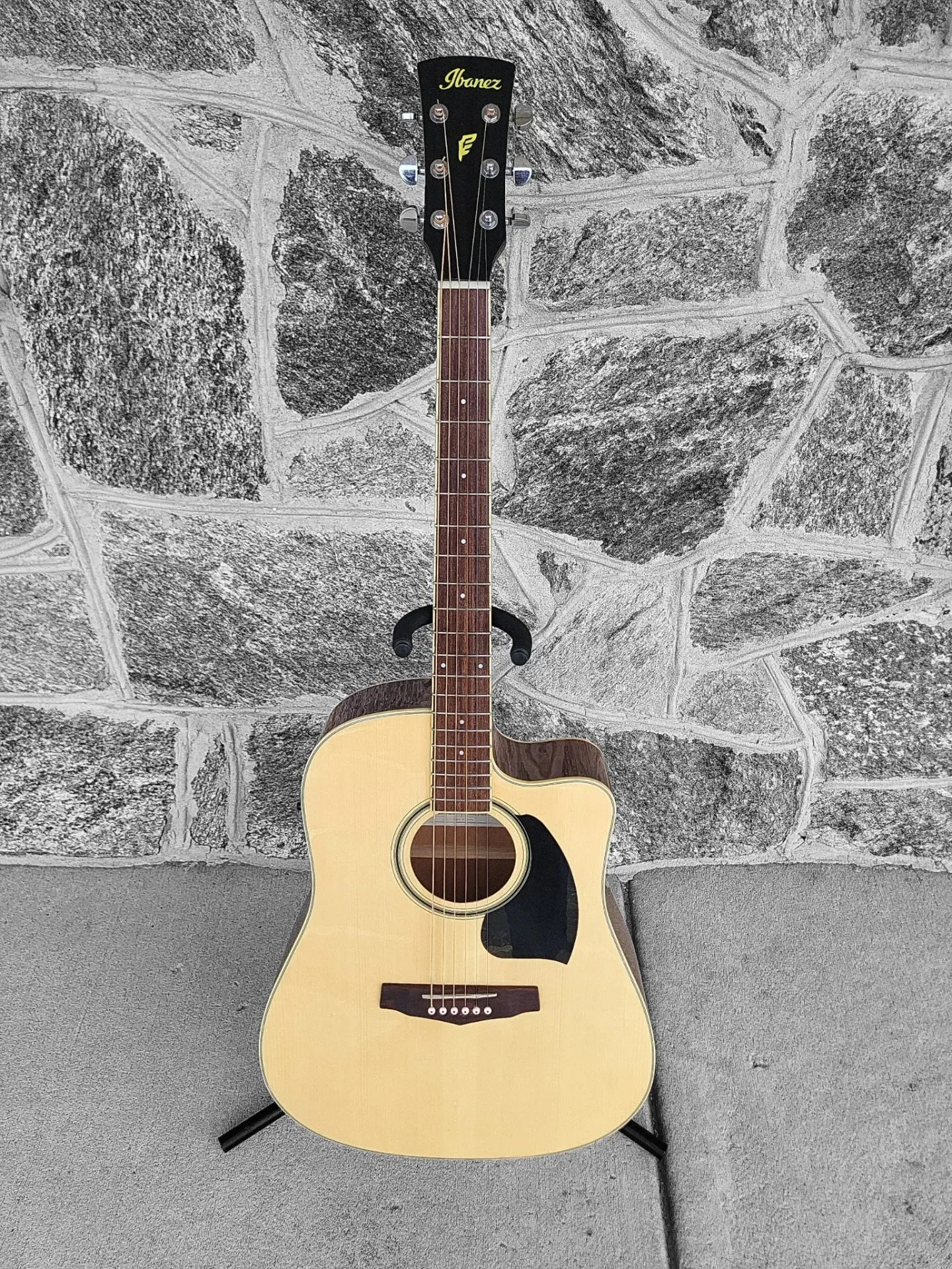 Ibanez PF15ECE Acoustic Electric Guitar, Natural