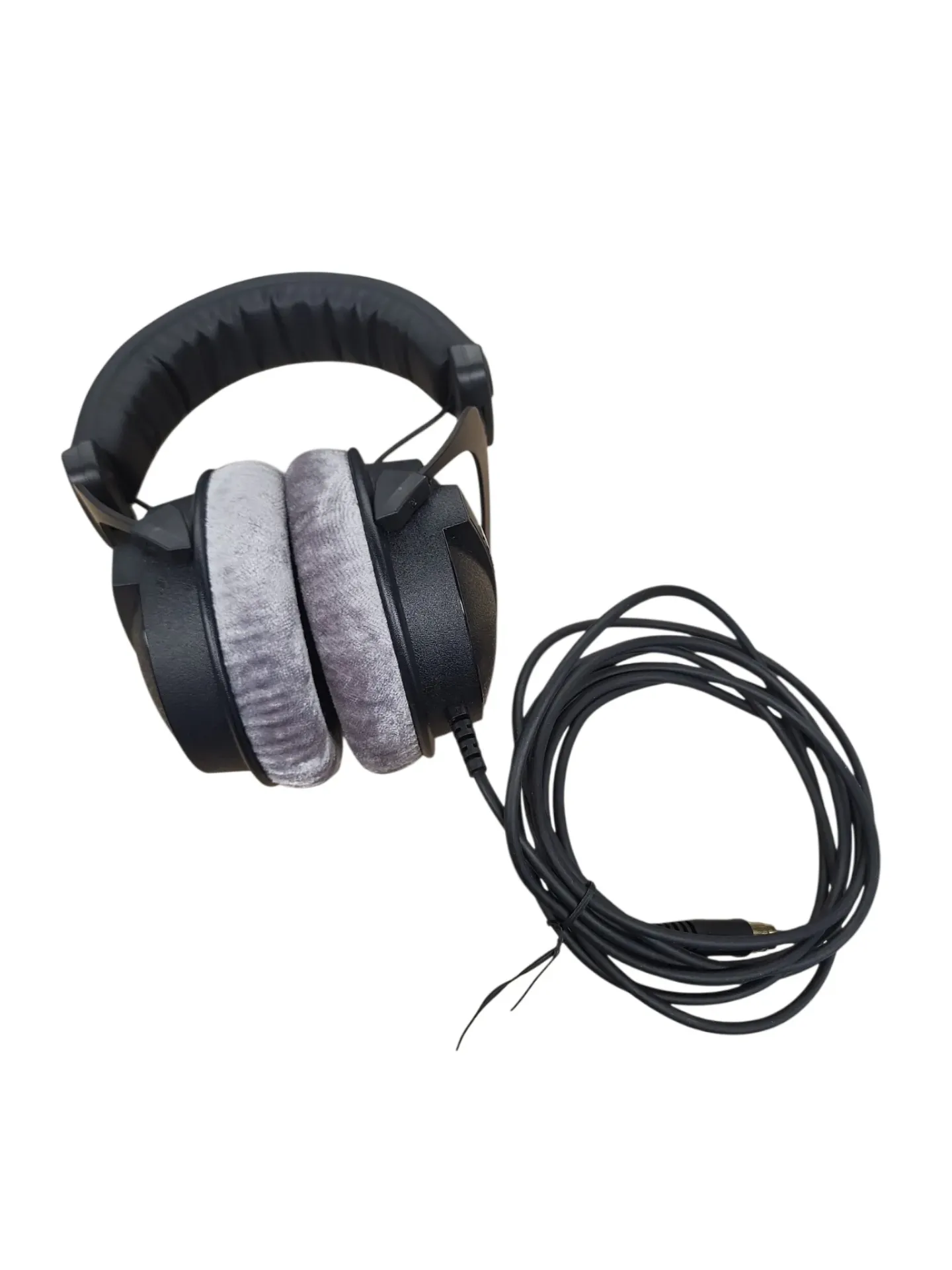 Beyerdynamic DT 770 Pro 80 Ohm Studio Headphones