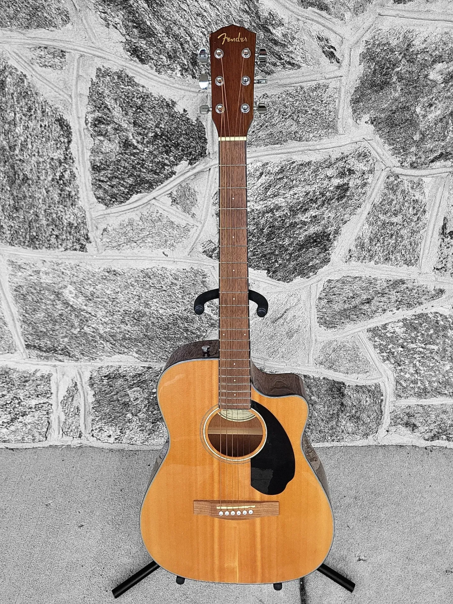 Fender FA-235E Flame Maple Top Concert Acoustic-Electric Guitar, Natural