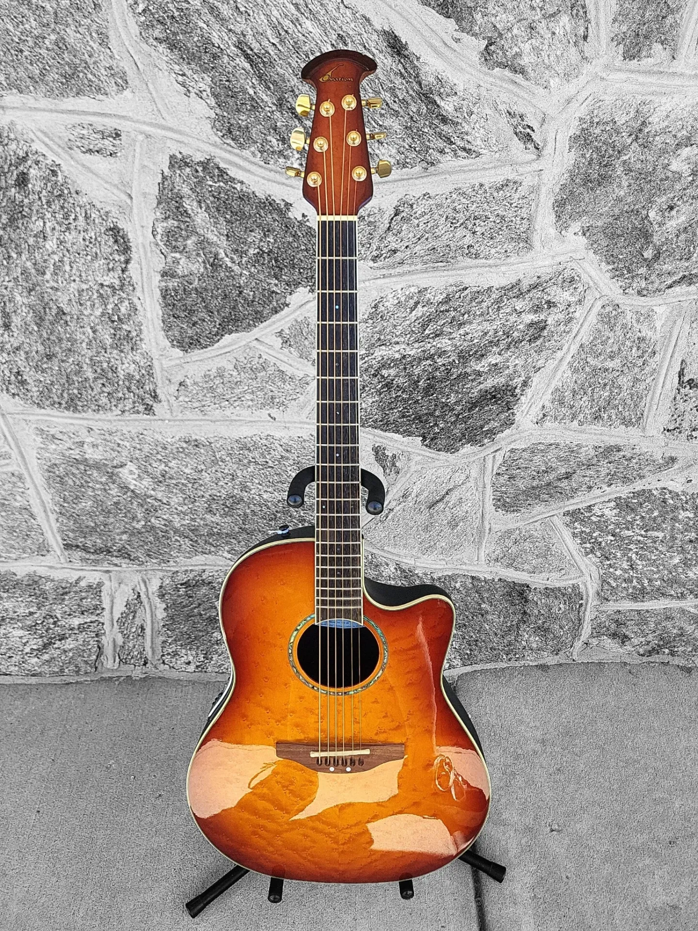 [U-GC-38-0521] Ovation Celebrity GC-38 Shallow Bowl Acoustic Electric with Hardshell Case