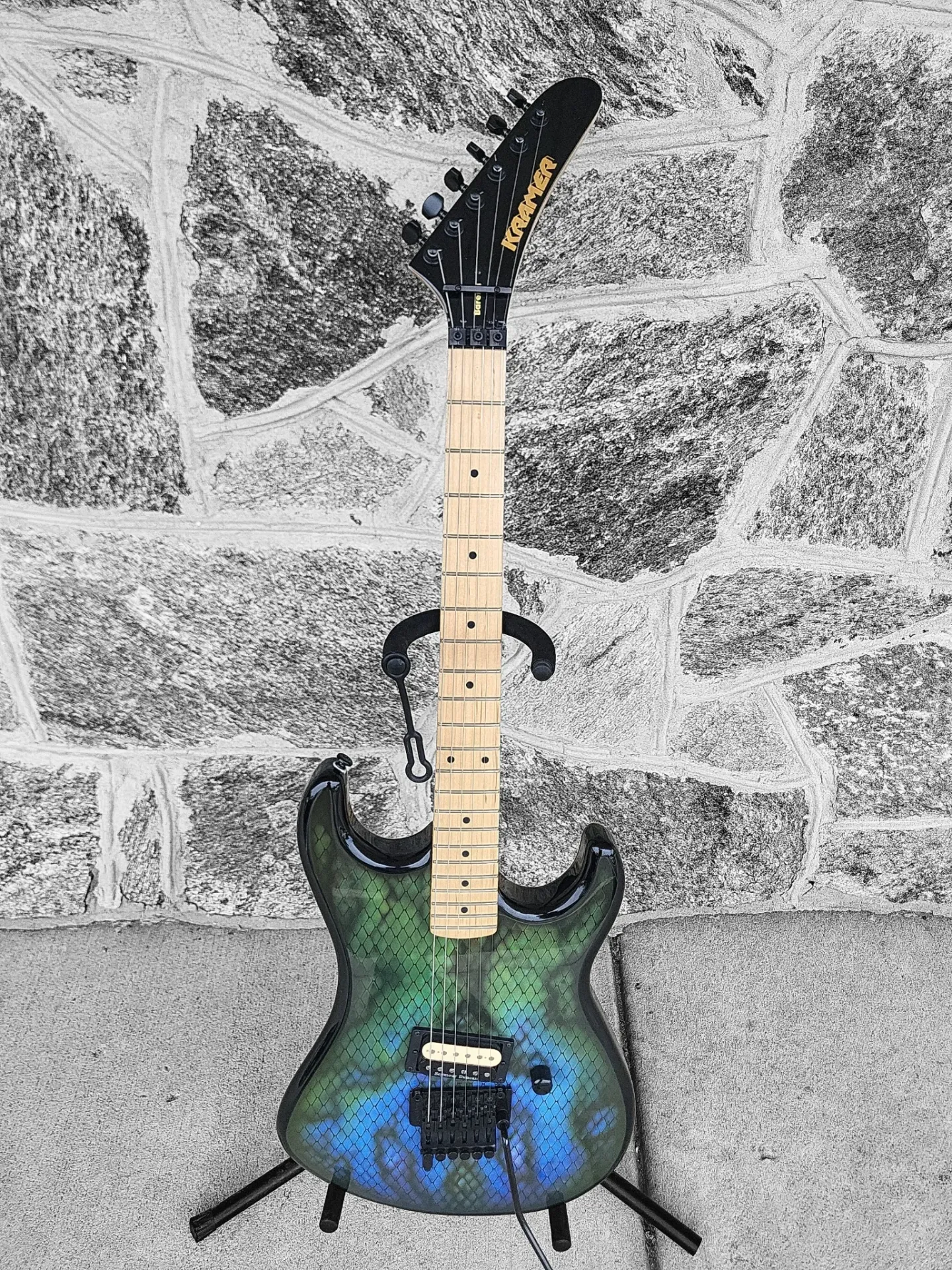 [U-BarettaViper-0629] Kramer Baretta Custom Graphics Viper Snakeskin w/ D-tuna & Gigbag