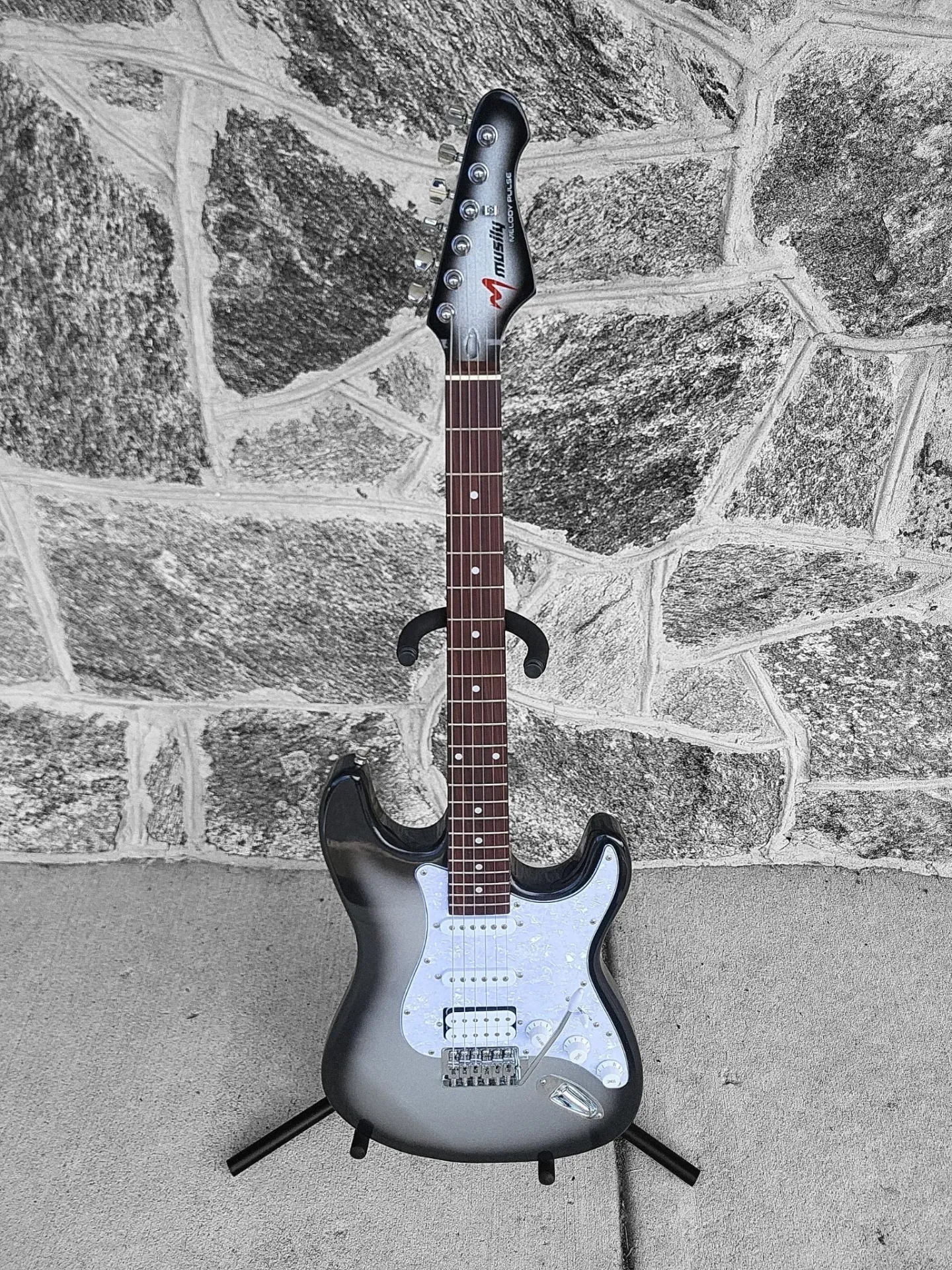 Musily Melody Pulse HSS Guitar, Silver Burst