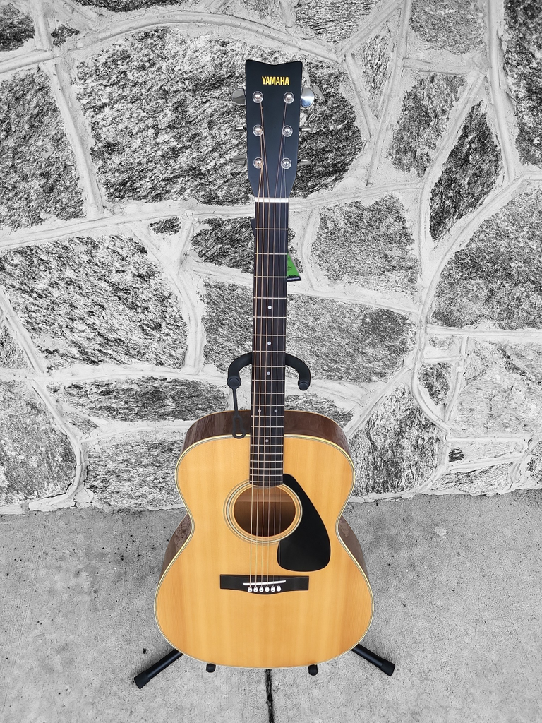 Yamaha SJ-180 Semi-Jumbo Acoustic Guitar, 1980's Made In Taiwan