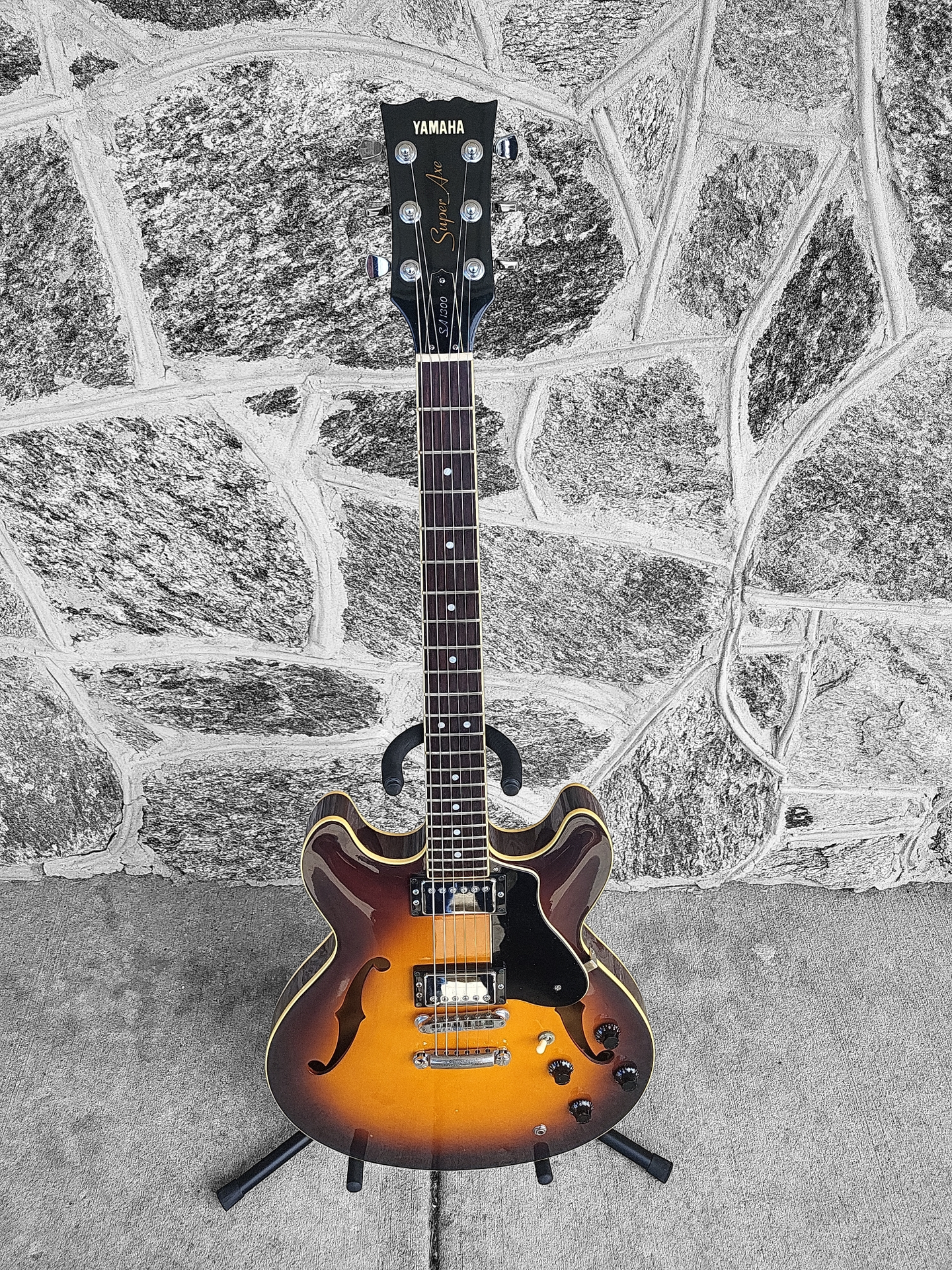 Yamaha 1985 Super Axe SA1300 Semi Hollow Body Guitar | The Laboratory