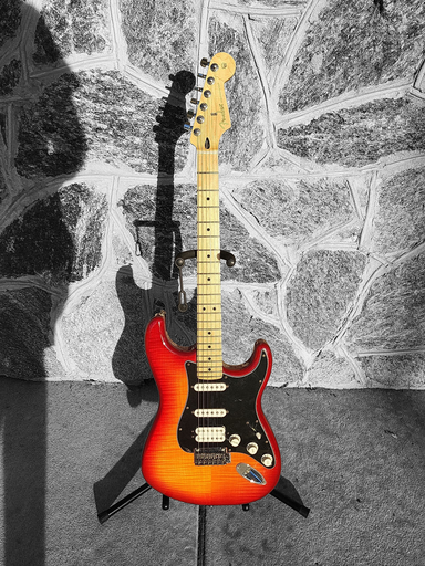 [U-0144562531-0929] Fender Player Stratocaster HSS Plus Top, Maple Fingerboard, Aged Cherry Burst, 2020